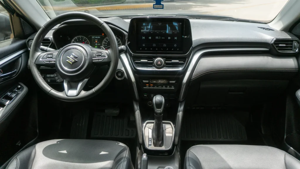 Suzuki Grand Vitara Interior